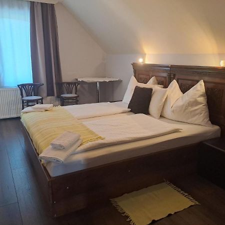 Annarosa Apartman Balatonszarszo Buitenkant foto