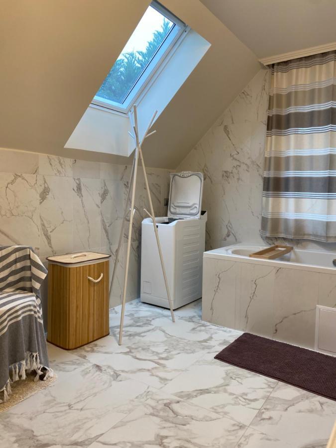 Annarosa Apartman Balatonszarszo Buitenkant foto